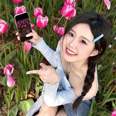 重回过去他却牵手校花